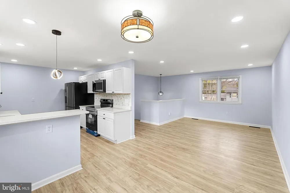 721 FAIRWAY DRIVE Annapolis, MD 21409