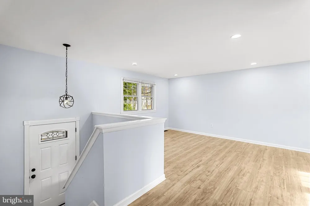 721 FAIRWAY DRIVE Annapolis, MD 21409