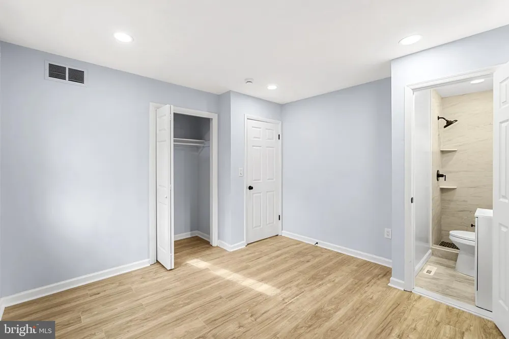 721 FAIRWAY DRIVE Annapolis, MD 21409