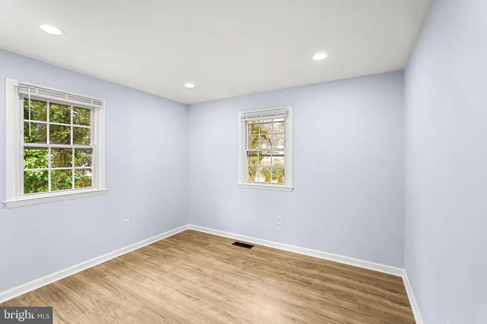 721 FAIRWAY DRIVE Annapolis, MD 21409