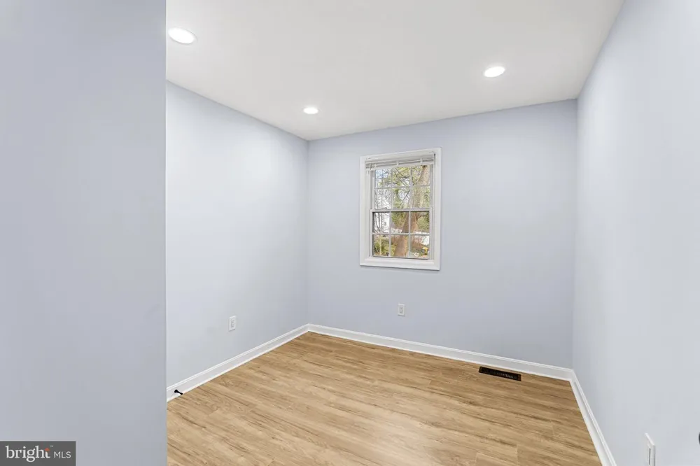 721 FAIRWAY DRIVE Annapolis, MD 21409