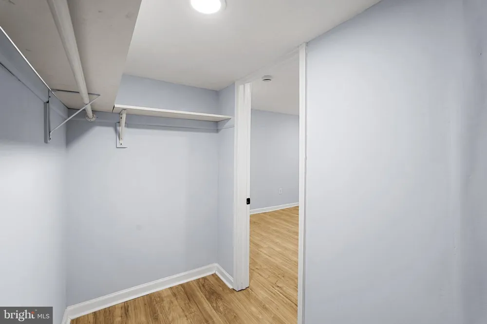 721 FAIRWAY DRIVE Annapolis, MD 21409