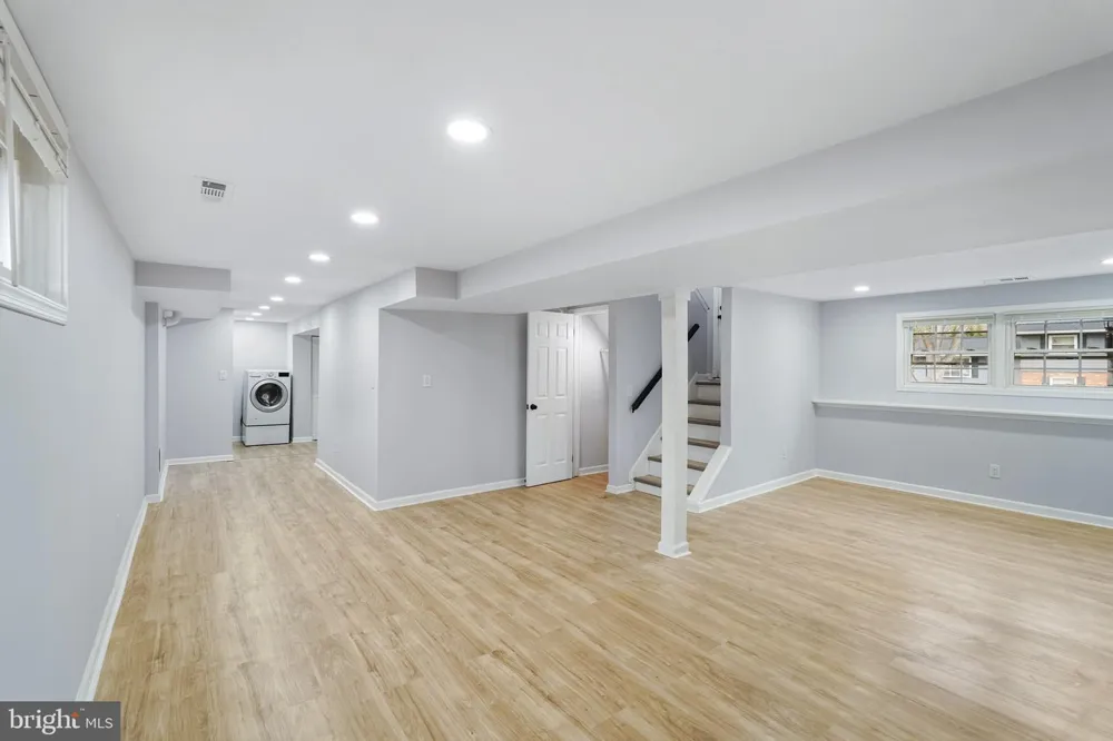 721 FAIRWAY DRIVE Annapolis, MD 21409