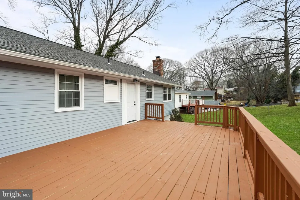 721 FAIRWAY DRIVE Annapolis, MD 21409