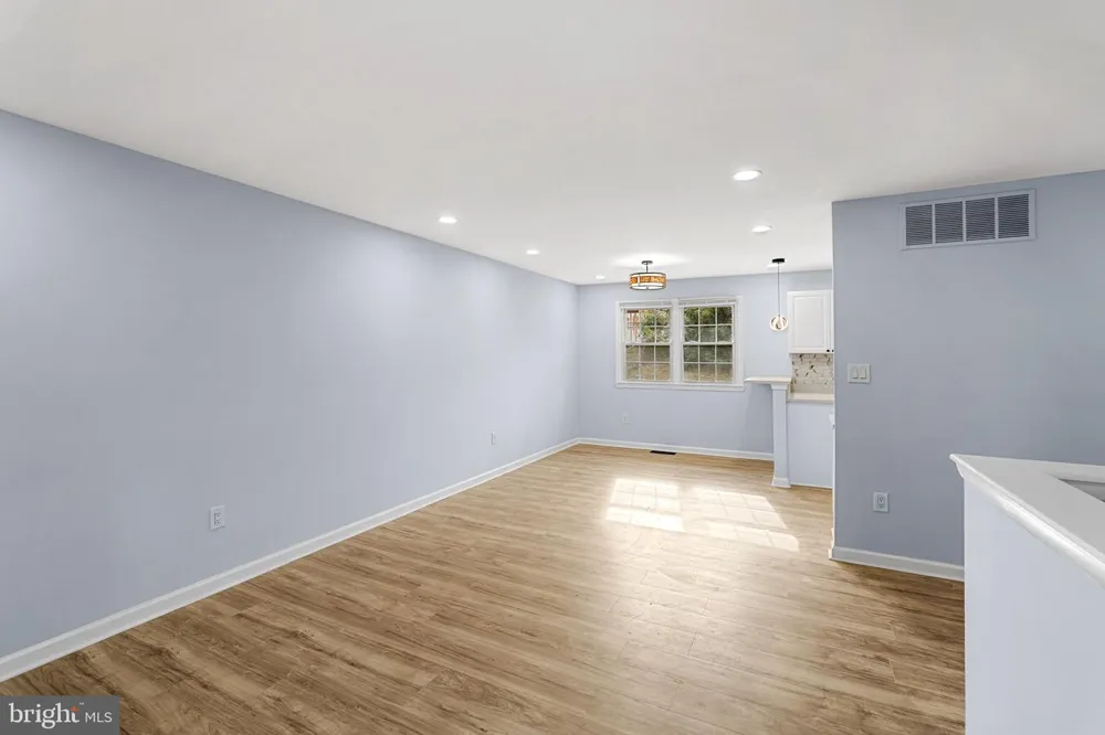 721 FAIRWAY DRIVE Annapolis, MD 21409