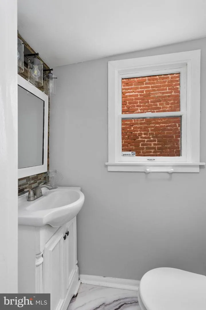 249 MERCER STREET Trenton, NJ 08611