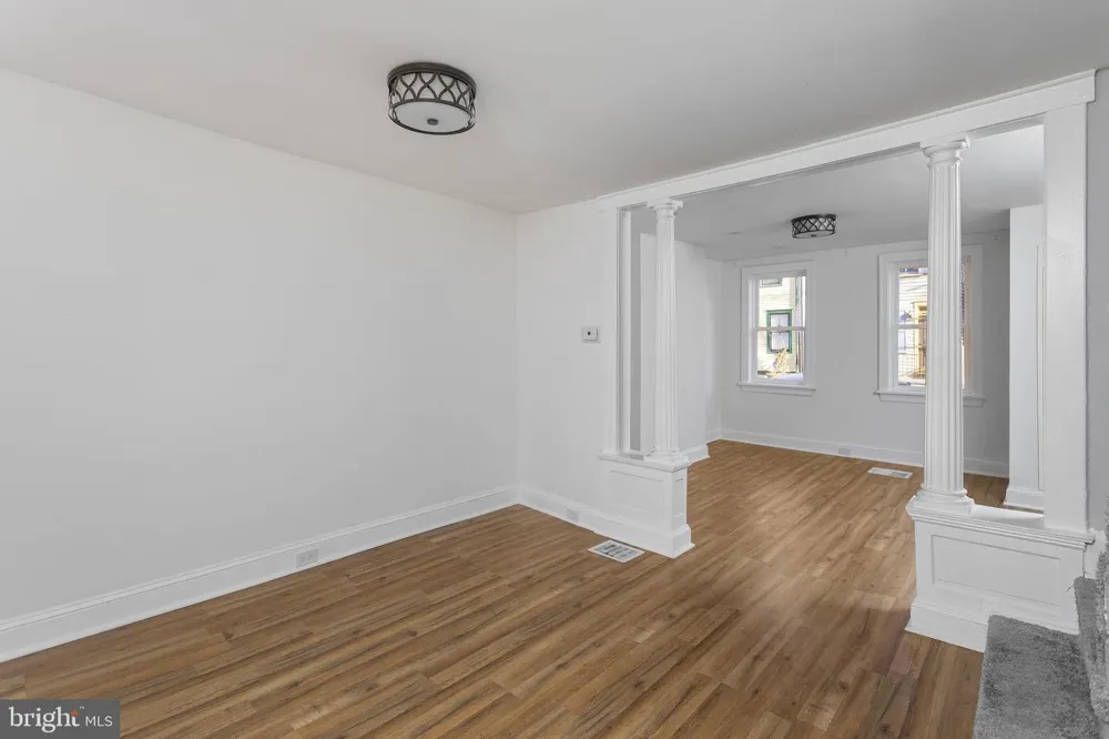 249 MERCER STREET Trenton, NJ 08611