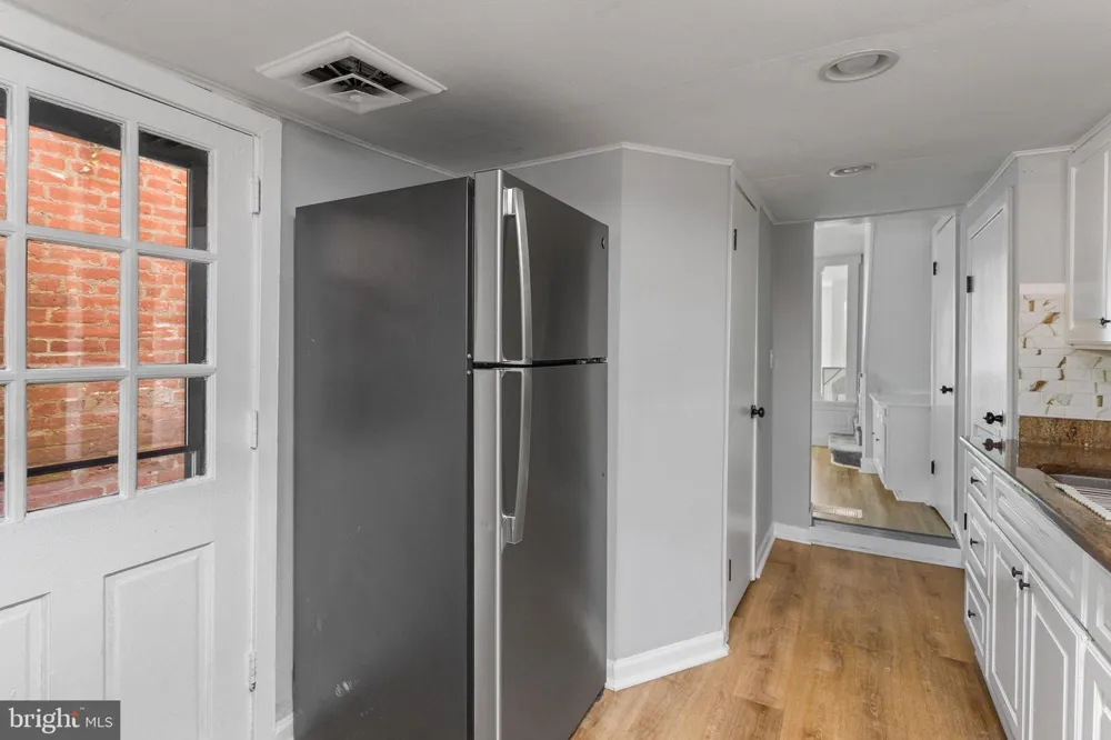 249 MERCER STREET Trenton, NJ 08611