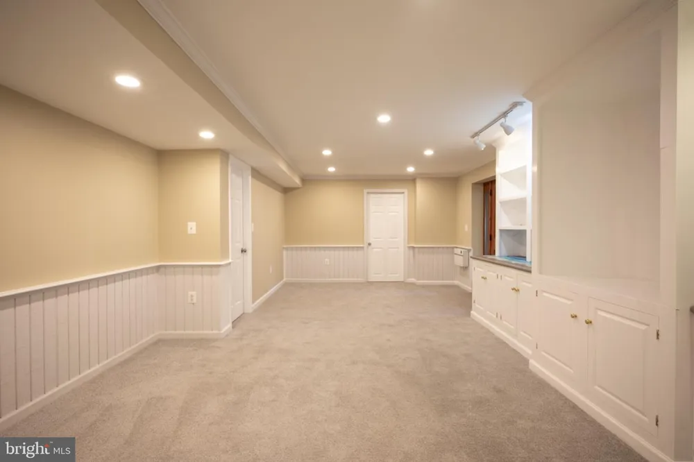 2104 STEUBEN WAY Silver Spring, MD 20905