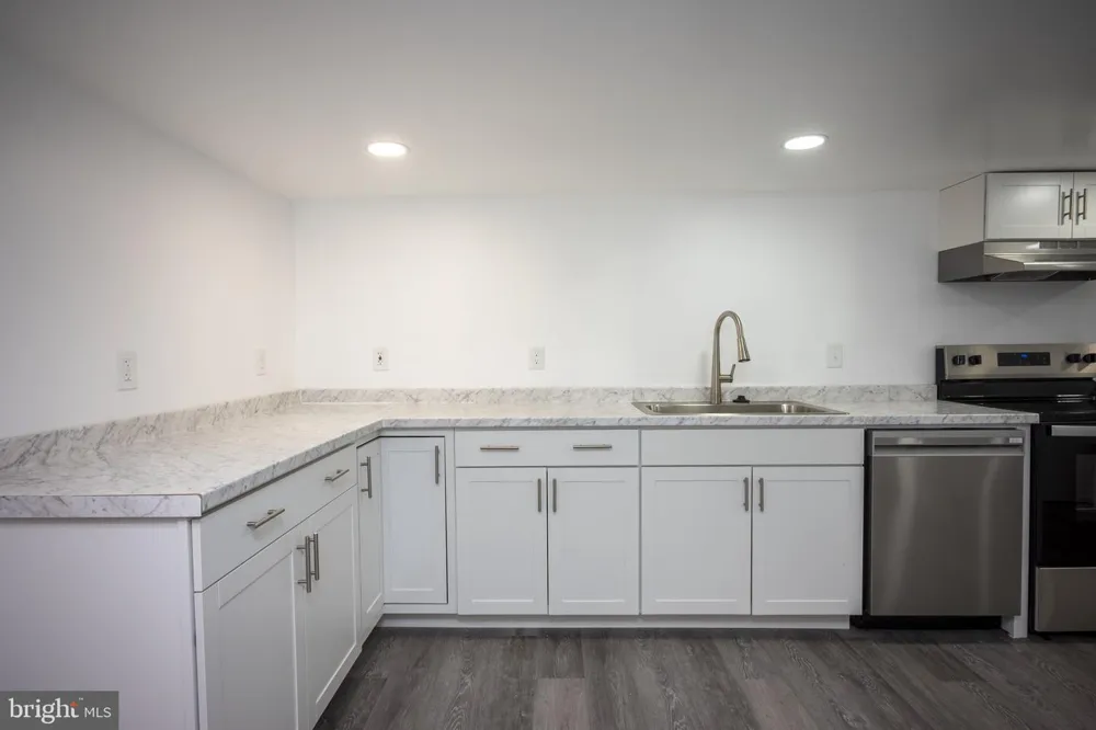 2104 STEUBEN WAY Silver Spring, MD 20905