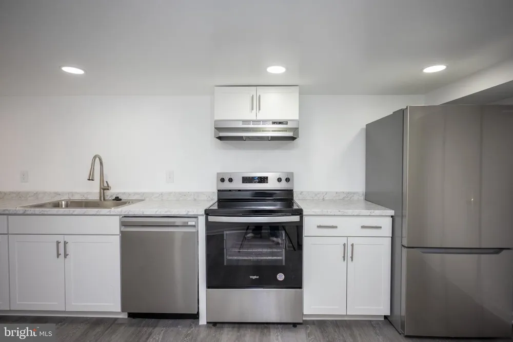 2104 STEUBEN WAY Silver Spring, MD 20905
