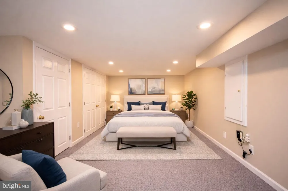 2104 STEUBEN WAY Silver Spring, MD 20905