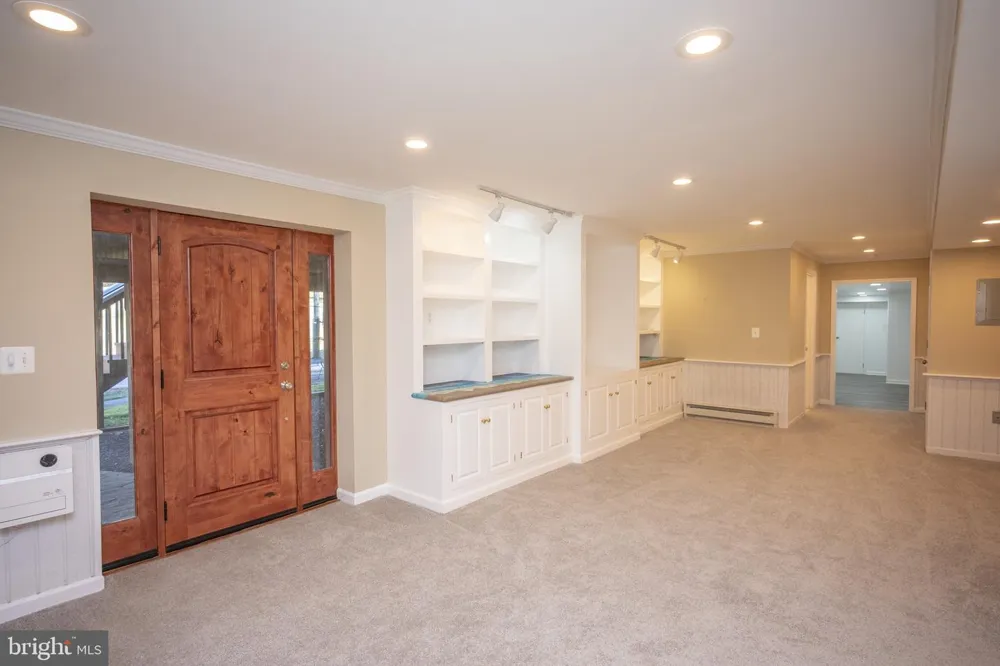 2104 STEUBEN WAY Silver Spring, MD 20905