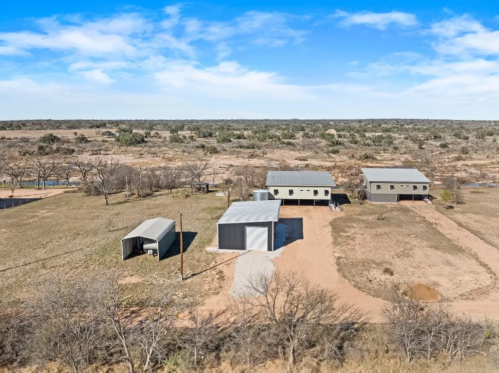247 Diamond Cross Drive Llano, TX 78643