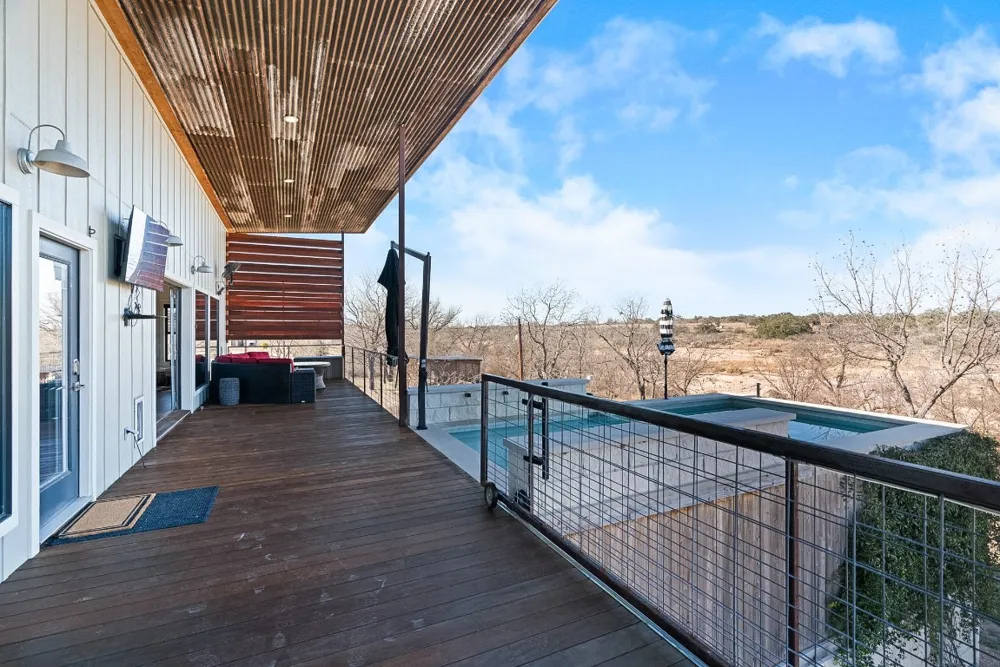247 Diamond Cross Drive Llano, TX 78643