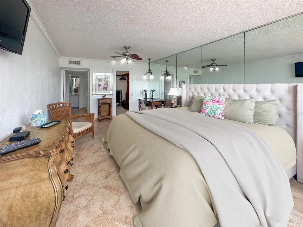 6165 AVE. ISLA VERDE #369 Carolina, PR 00979