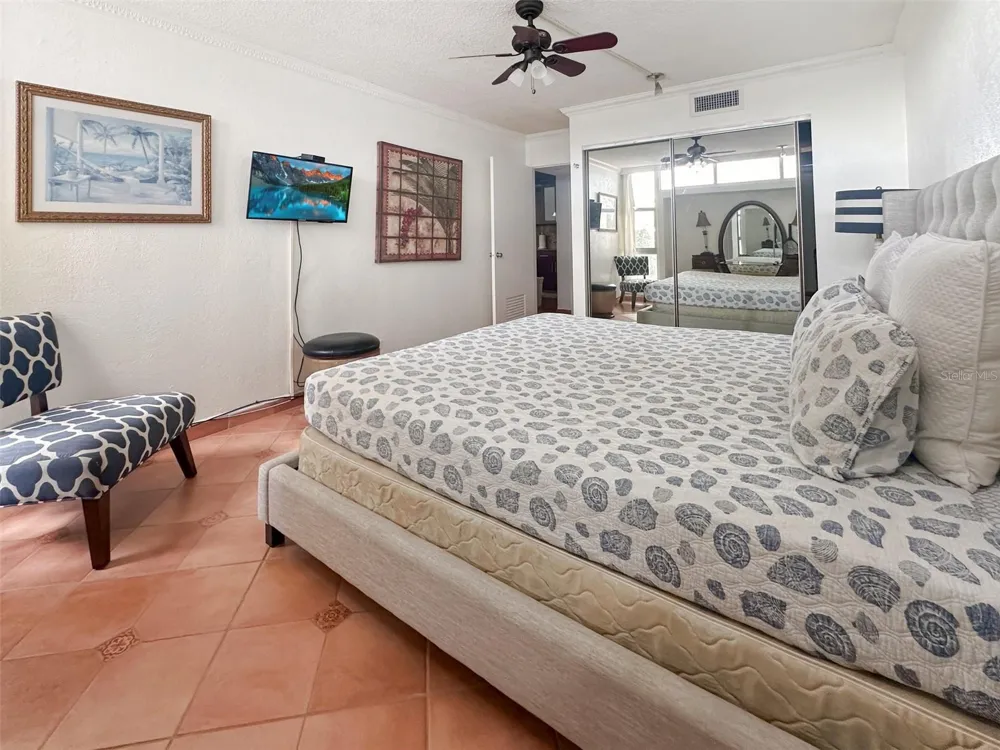 6165 AVE. ISLA VERDE #369 Carolina, PR 00979