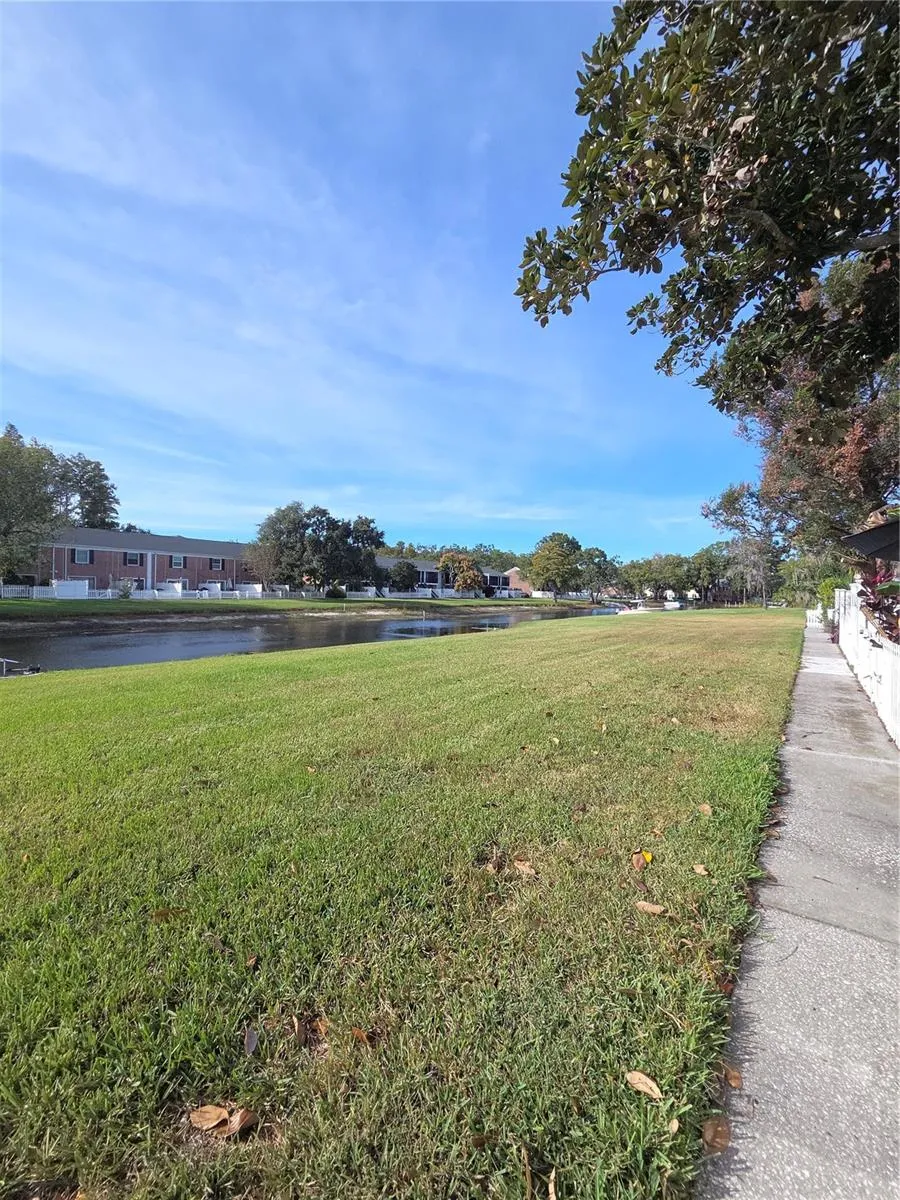 13690 ORANGE SUNSET DRIVE #102 Tampa, FL 33618