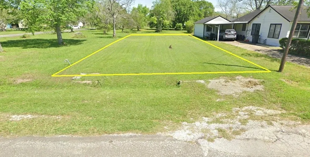 2805 Sims Avenue Bay City, TX 77414