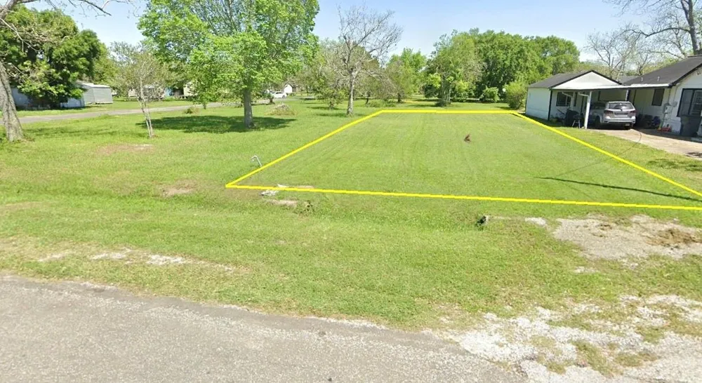 2805 Sims Avenue Bay City, TX 77414