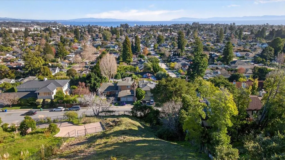 760 Escalona Drive Santa Cruz, CA 95060