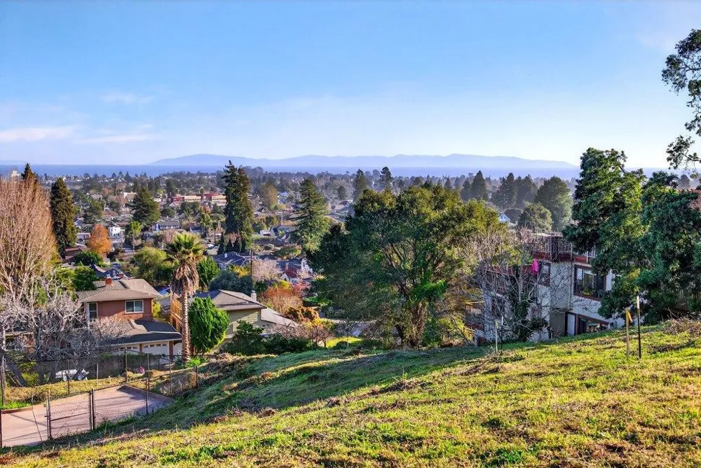 760 Escalona Drive Santa Cruz, CA 95060