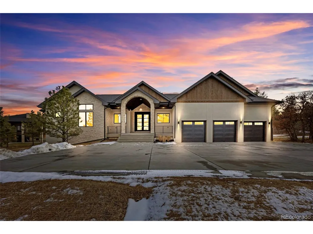 1561 Arrowpoint Court