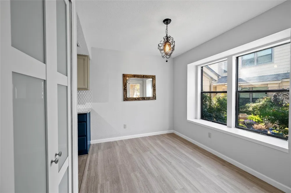 11301 Jollyville Road #B3 Austin, TX 78759
