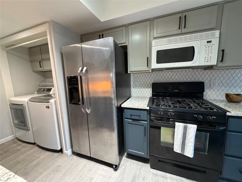 11301 Jollyville Road #B3 Austin, TX 78759