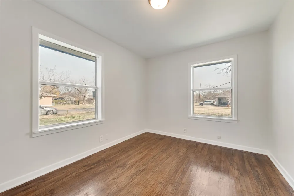 101 E Marshall Street Palmer, TX 75152