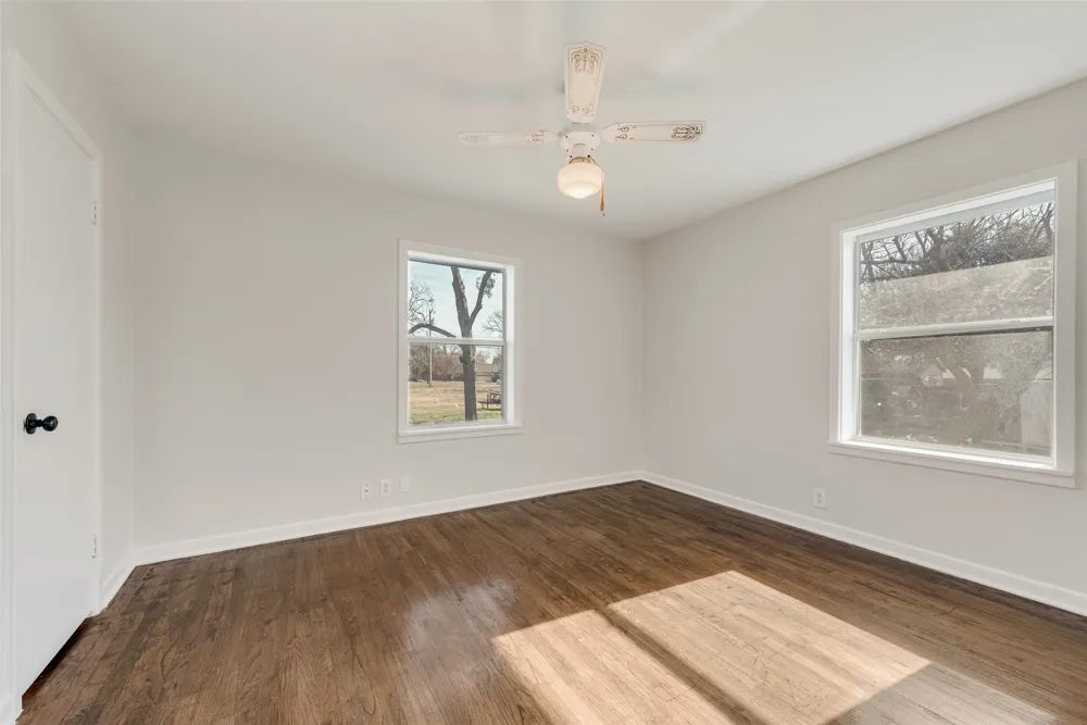 101 E Marshall Street Palmer, TX 75152