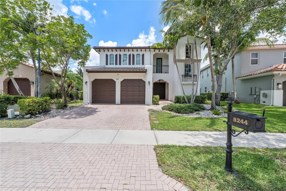 8244 NW 107th Terrace