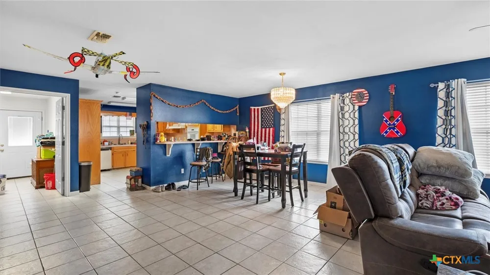 180 Oak Terrace Seguin, TX 78155