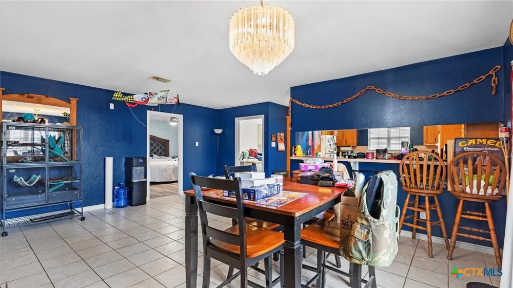 180 Oak Terrace Seguin, TX 78155