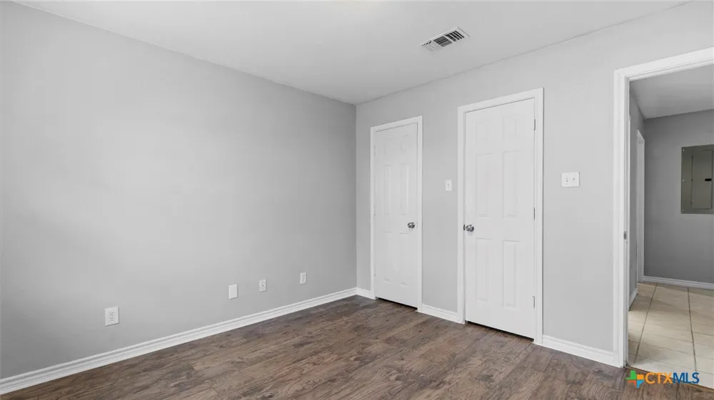 180 Oak Terrace Seguin, TX 78155