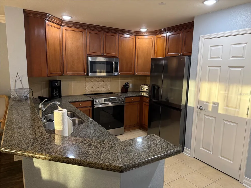 7601 CABANA COURT #103 Reunion, FL 34747