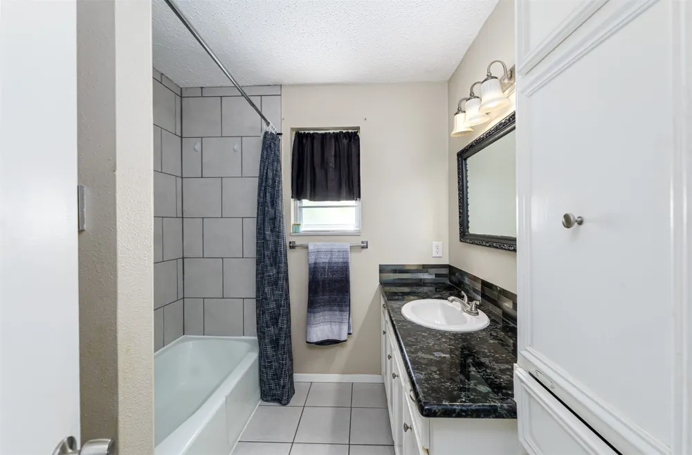 5013 South Drive Fort Worth, TX 76132