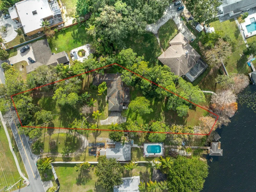 3658 ECONLOCKHATCHEE TRAIL Orlando, FL 32817