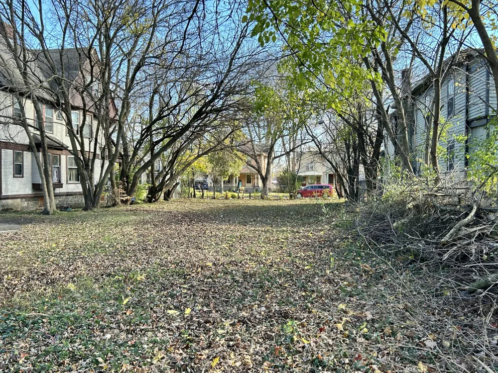 926 S Park Street Kalamazoo, MI 49001