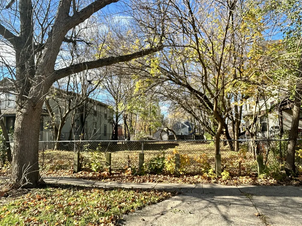 926 S Park Street Kalamazoo, MI 49001