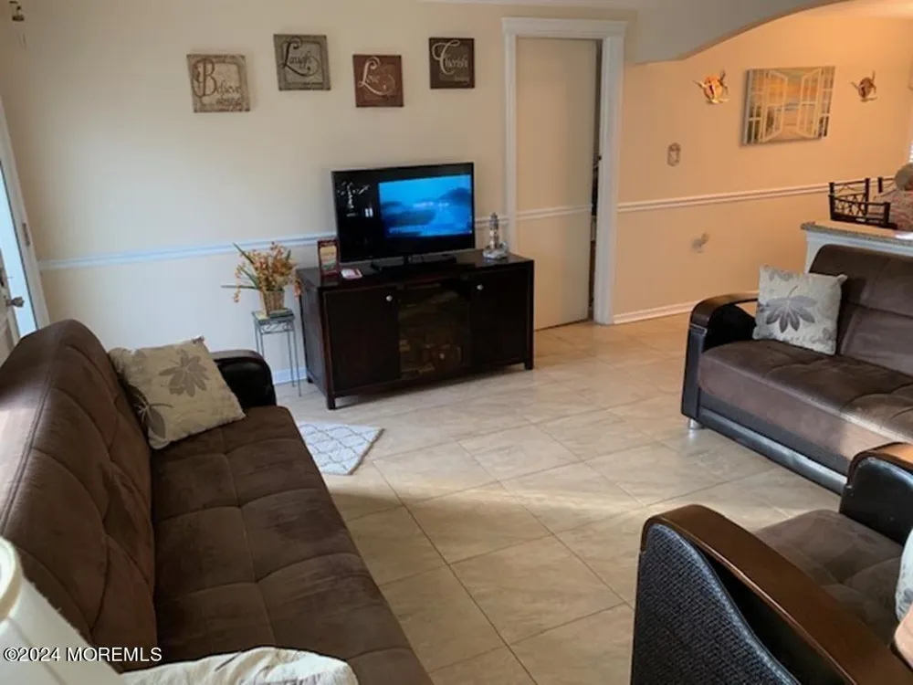 1 E 29th Street Long Beach, NJ 08008