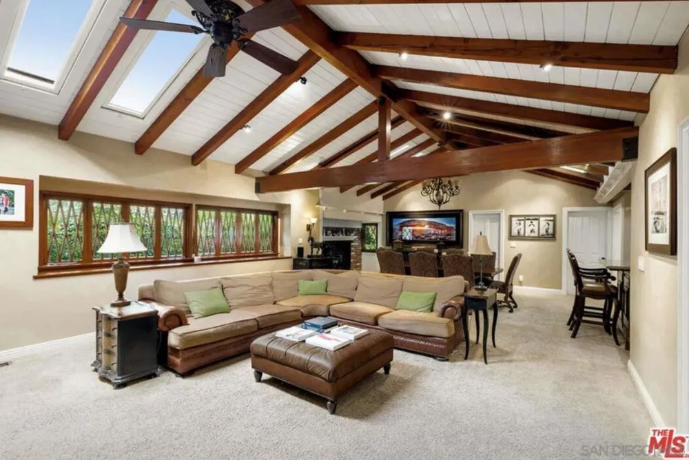 17 Eastfield Dr Rolling Hills, CA 90274