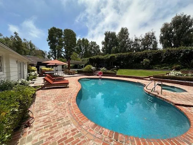 17 Eastfield Dr Rolling Hills, CA 90274