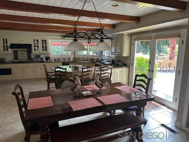 17 Eastfield Dr Rolling Hills, CA 90274