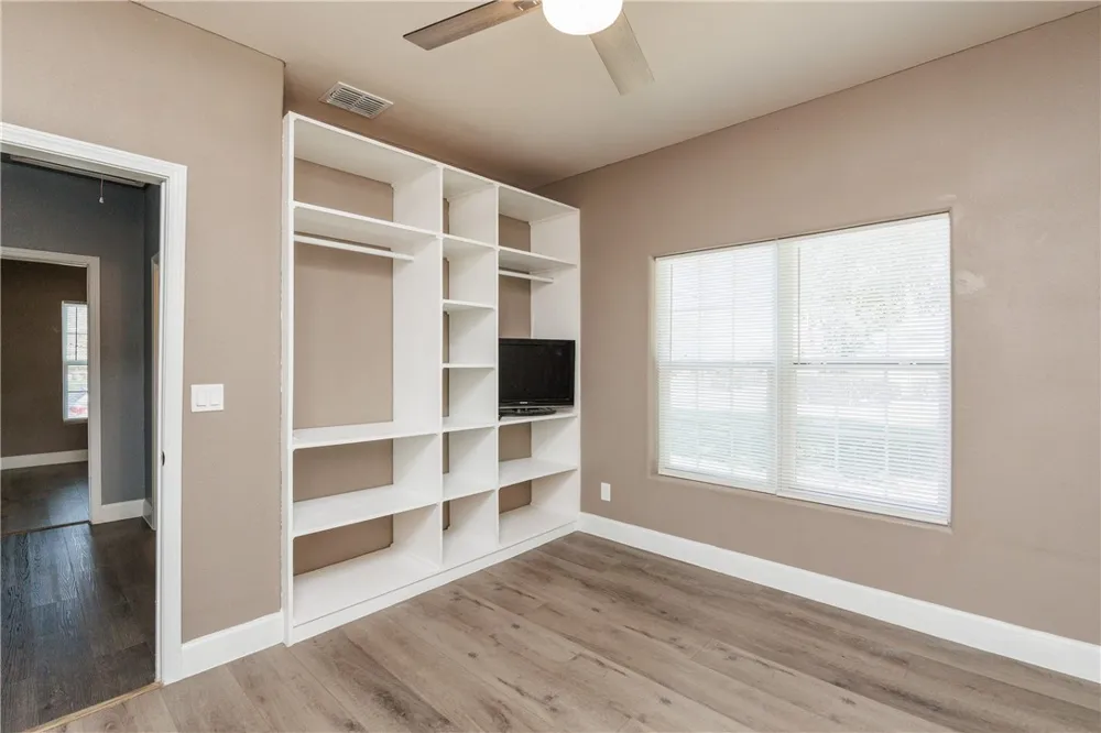 2407 Mary Street Corpus Christi, TX 78405