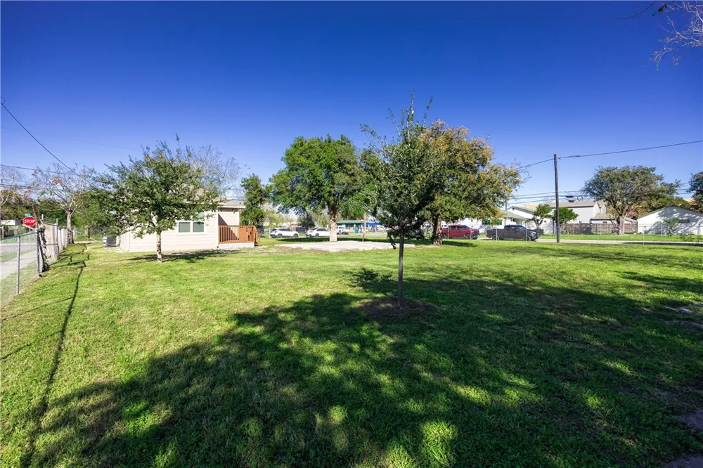 2407 Mary Street Corpus Christi, TX 78405