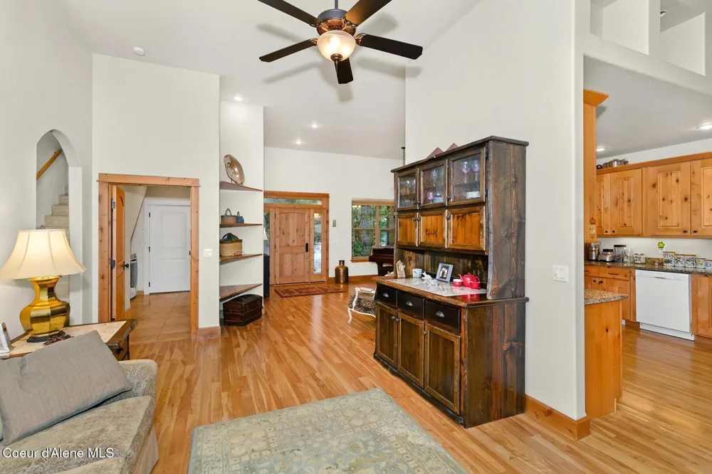 4303 Burns Court Sandpoint, ID 83864
