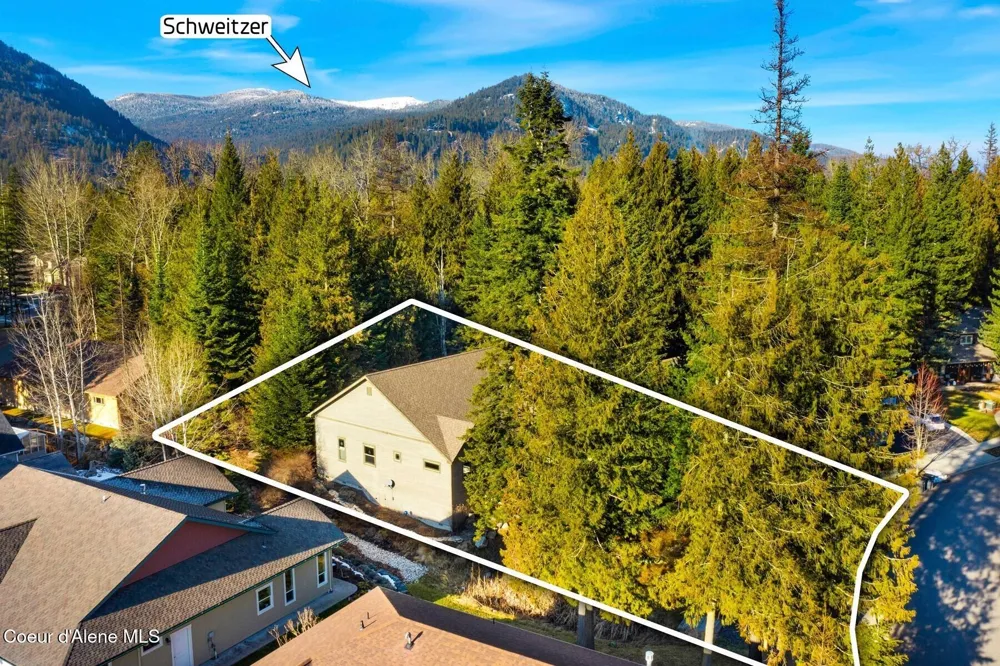 4303 Burns Court Sandpoint, ID 83864