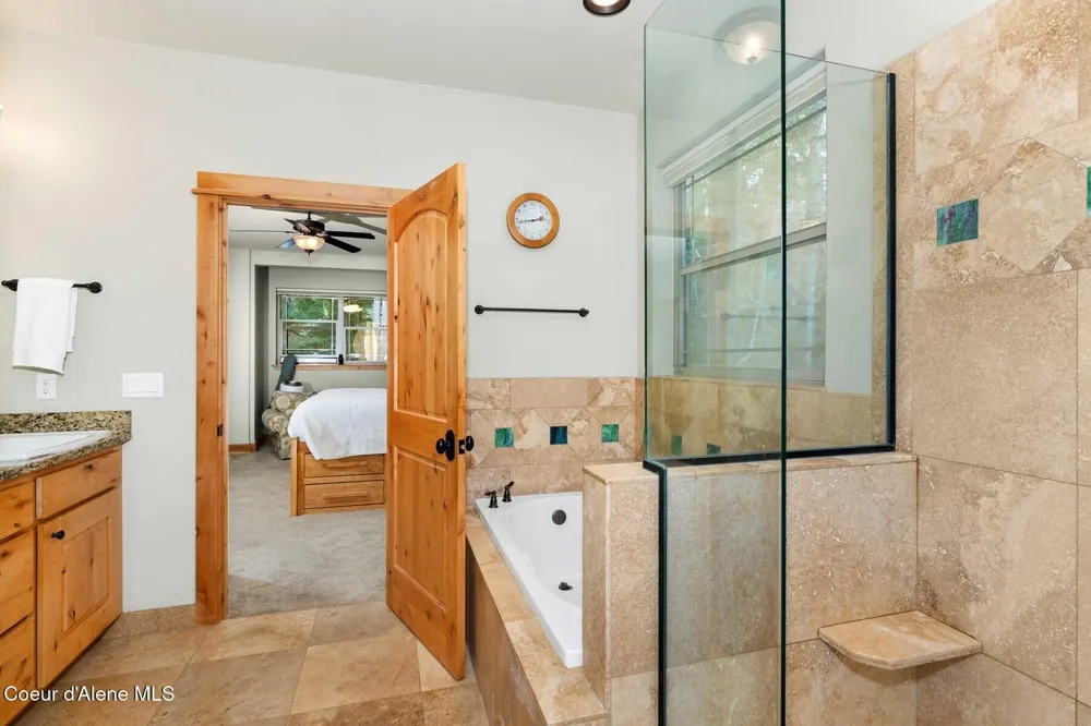 4303 Burns Court Sandpoint, ID 83864
