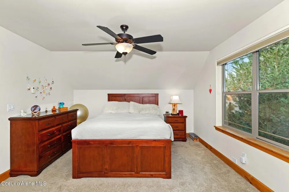 4303 Burns Court Sandpoint, ID 83864